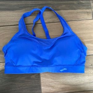Brooks running sports bra medium